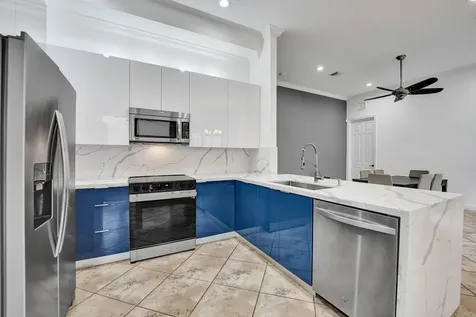 3946 NW 84th Way Cooper City FL 33024