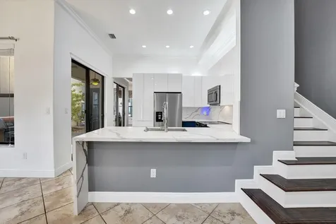 3946 NW 84th Way Cooper City FL 33024