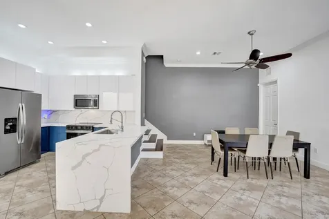 3946 NW 84th Way Cooper City FL 33024