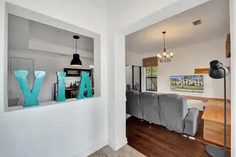 3946 NW 84th Way Cooper City FL 33024