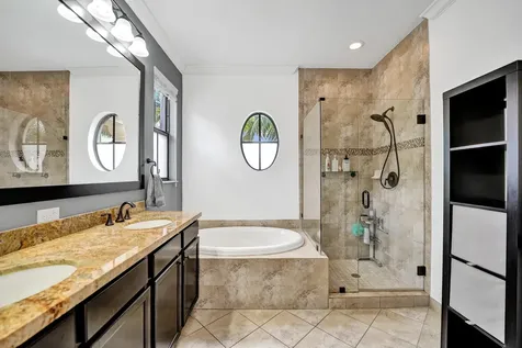 3946 NW 84th Way Cooper City FL 33024
