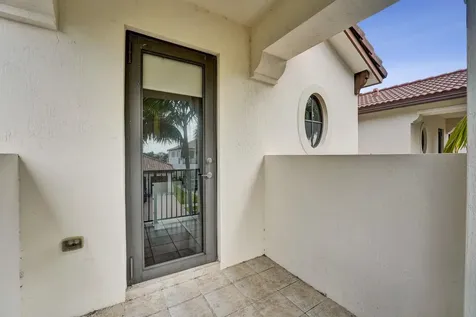 3946 NW 84th Way Cooper City FL 33024