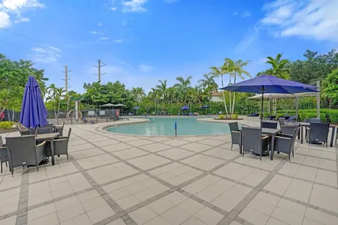 3946 NW 84th Way Cooper City FL 33024