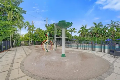 3946 NW 84th Way Cooper City FL 33024
