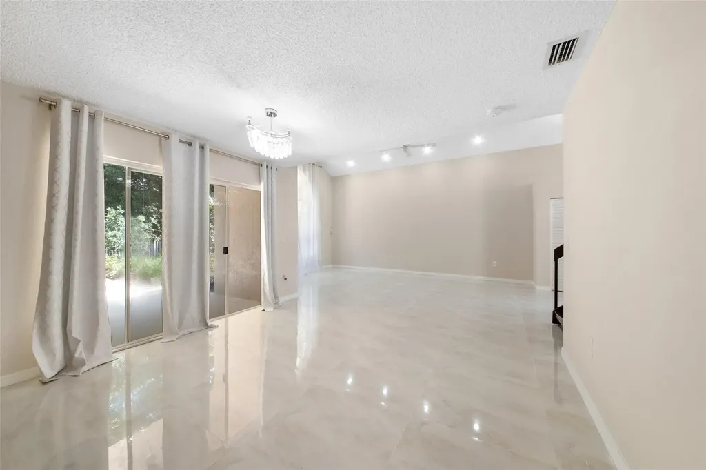 6625 NW 75th Place Parkland FL 33067