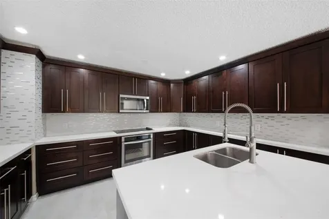 6625 NW 75th Place Parkland FL 33067