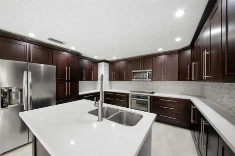 6625 NW 75th Place Parkland FL 33067