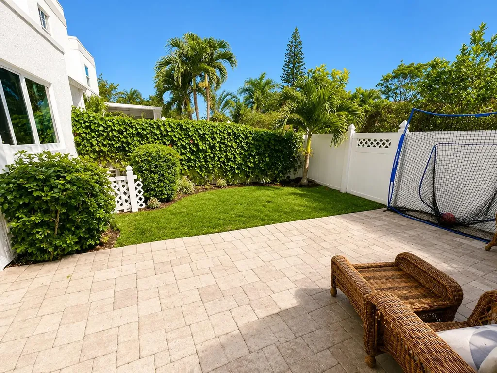 2305 Florida Boulevard Delray Beach FL 33483