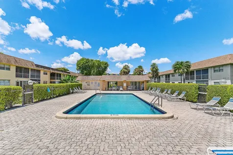 9855 Sandalfoot Boulevard Boca Raton FL 33428
