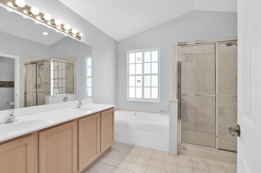 8297 Via Leonessa Boca Raton FL 33433