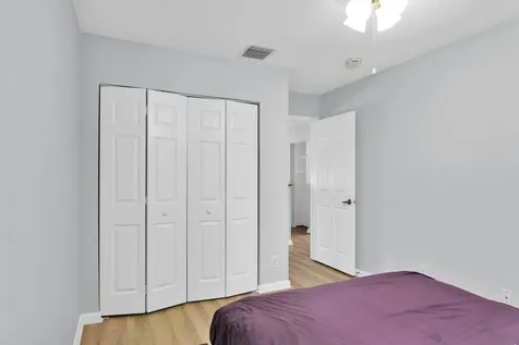 8297 Via Leonessa Boca Raton FL 33433