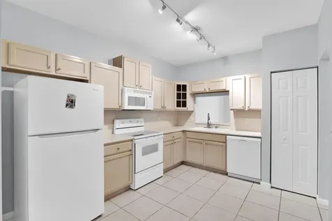 8297 Via Leonessa Boca Raton FL 33433