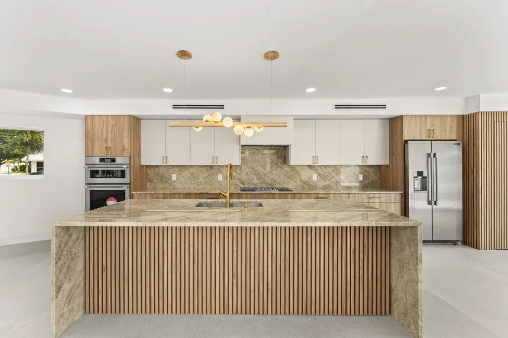 900 SW 13th Street Boca Raton FL 33486