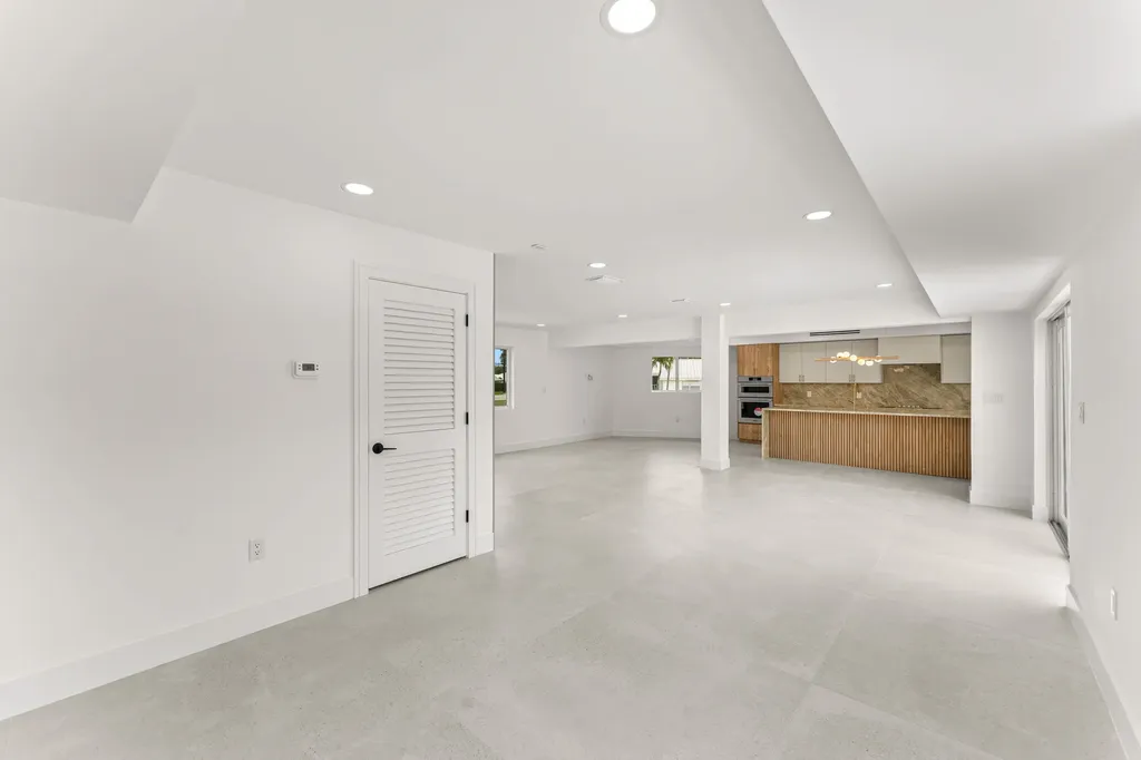 900 SW 13th Street Boca Raton FL 33486