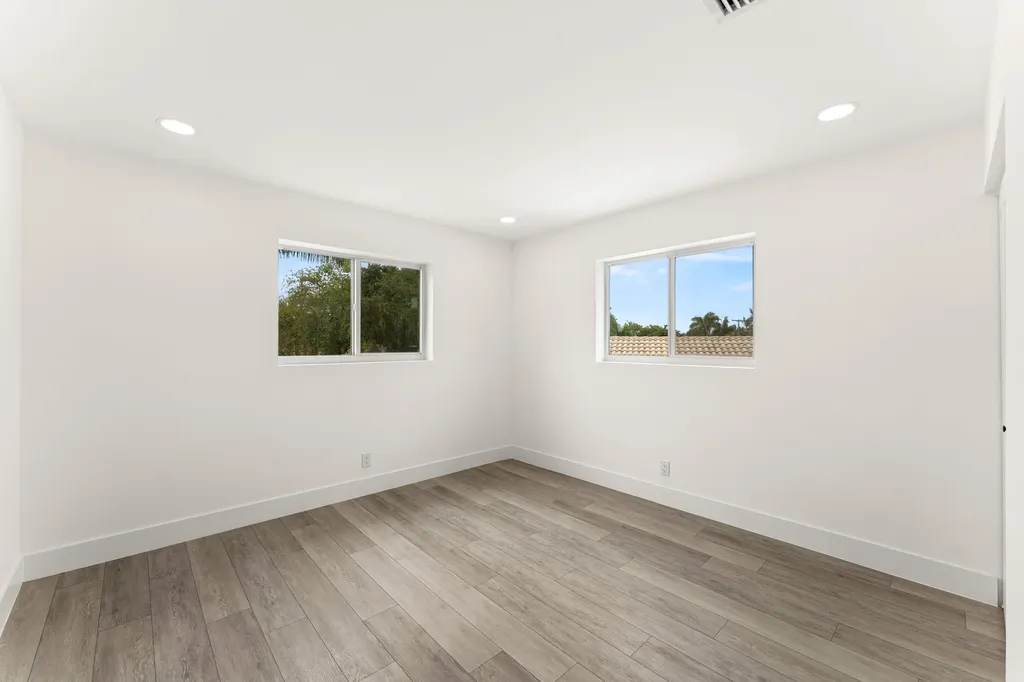 900 SW 13th Street Boca Raton FL 33486