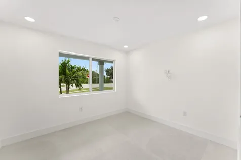 900 SW 13th Street Boca Raton FL 33486