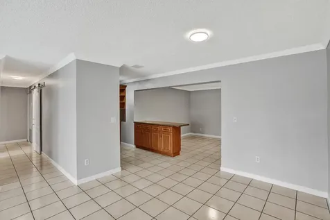 7200 W 14th Avenue Hialeah FL 33014