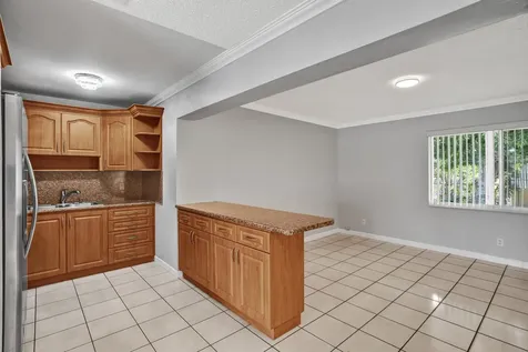7200 W 14th Avenue Hialeah FL 33014
