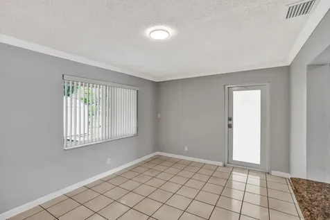 7200 W 14th Avenue Hialeah FL 33014