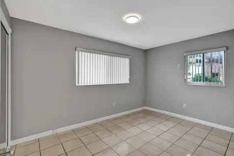 7200 W 14th Avenue Hialeah FL 33014