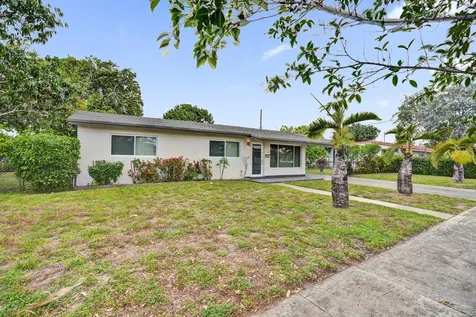 7200 W 14th Avenue Hialeah FL 33014
