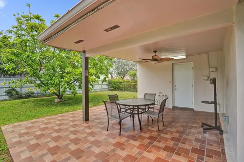 7200 W 14th Avenue Hialeah FL 33014