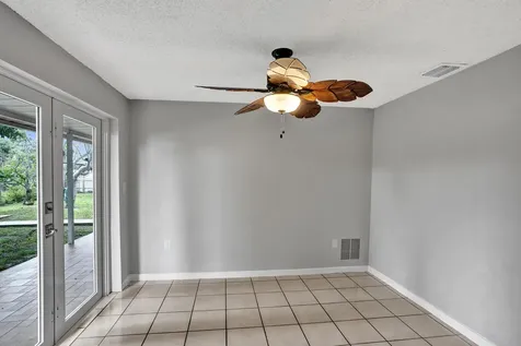 7200 W 14th Avenue Hialeah FL 33014