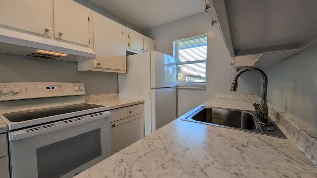 2301 SE 4th Street Boynton Beach FL 33435