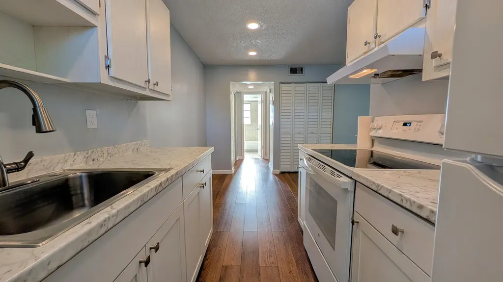 2301 SE 4th Street Boynton Beach FL 33435
