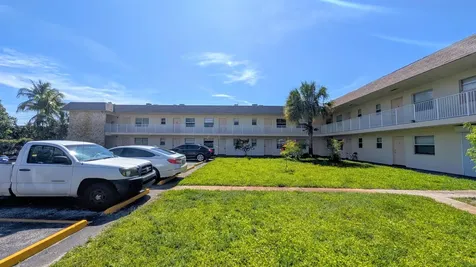 2301 SE 4th Street Boynton Beach FL 33435