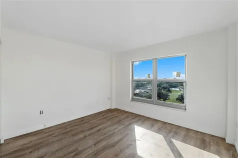 4174 Inverrary Drive Lauderhill FL 33319