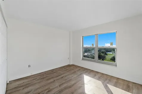 4174 Inverrary Drive Lauderhill FL 33319