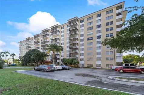 4174 Inverrary Drive Lauderhill FL 33319