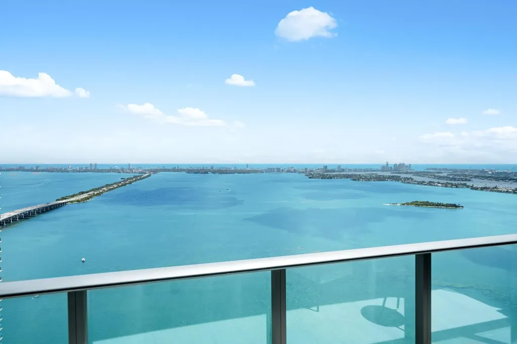 480 NE 31st Street Miami FL 33137