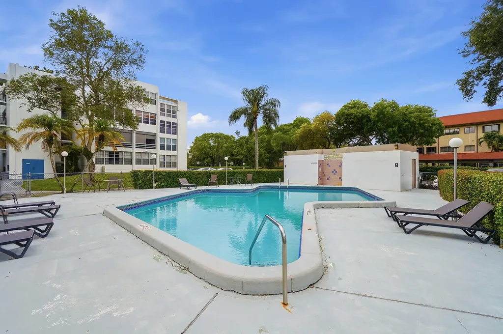 6903 Cypress Road Plantation FL 33317
