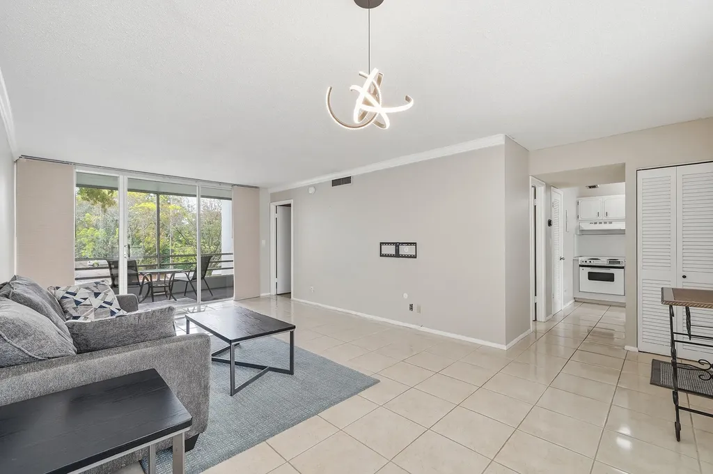 6903 Cypress Road Plantation FL 33317