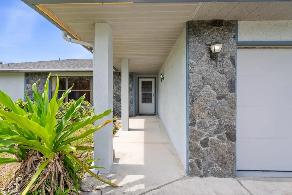 1078 SW Sultan Drive Port St Lucie FL 34953