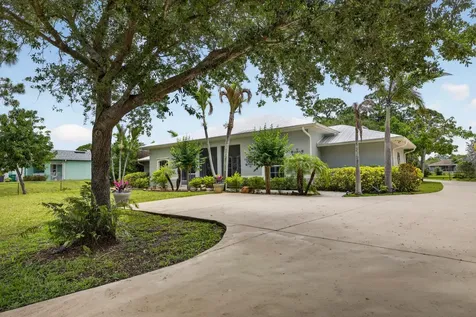 5606 Silver Oak Drive Fort Pierce FL 34982