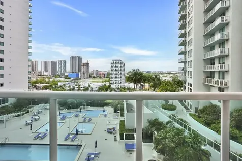 1800 N Bayshore Drive Miami FL 33132