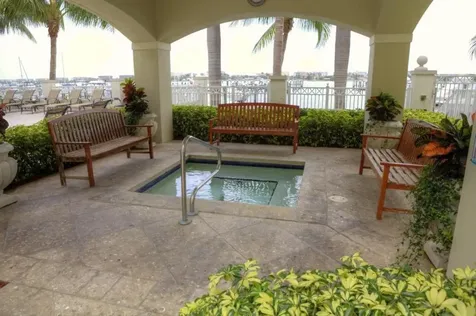 804 E Windward Way Lantana FL 33462