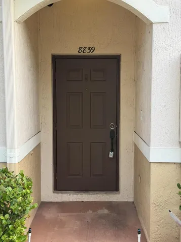 8839 S Isles Circle Tamarac FL 33321