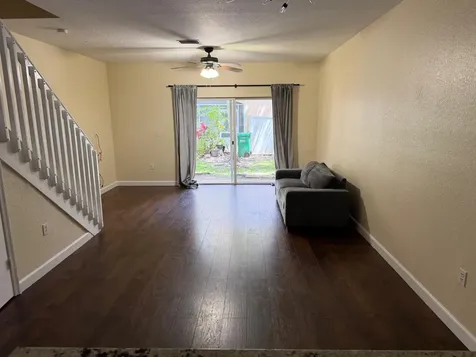 8839 S Isles Circle Tamarac FL 33321