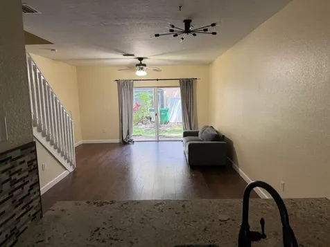 8839 S Isles Circle Tamarac FL 33321
