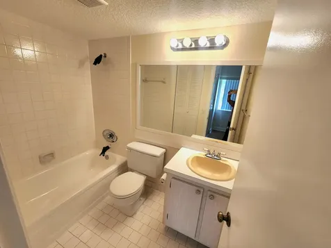 133 Lake Pine Circle Greenacres FL 33463