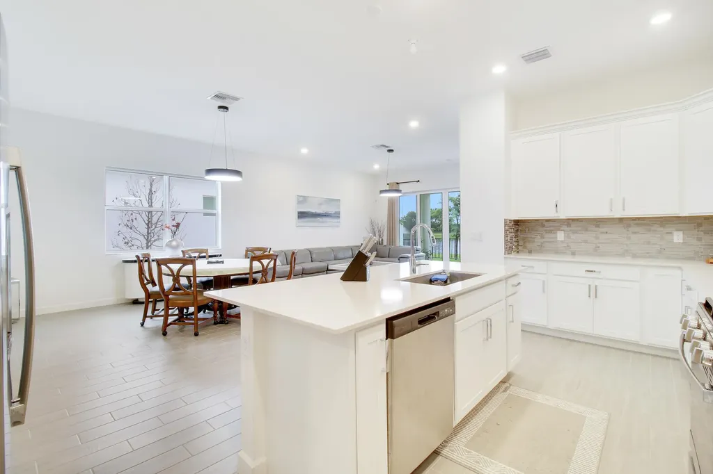 8914 Kingsmoor Way Lake Worth FL 33467