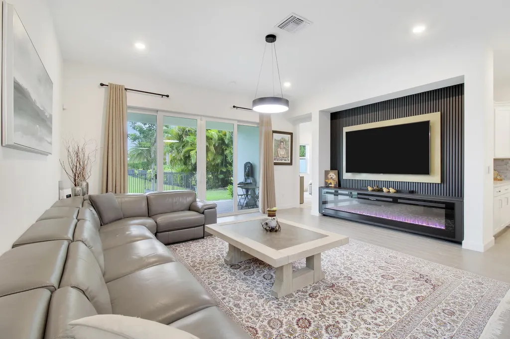 8914 Kingsmoor Way Lake Worth FL 33467