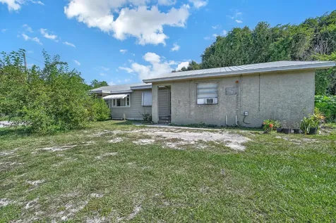 4232 Edwards Road Fort Pierce FL 34981