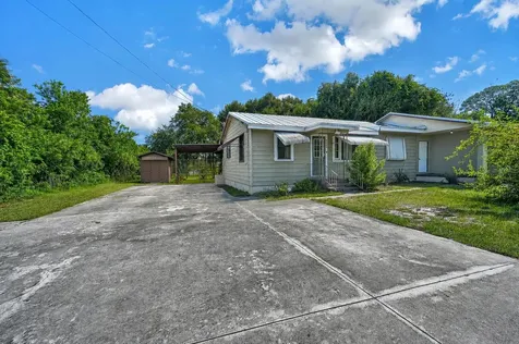 4232 Edwards Road Fort Pierce FL 34981