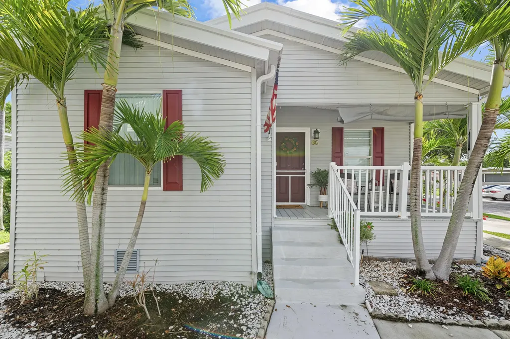 2555 Pga Boulevard Palm Beach Gardens FL 33410