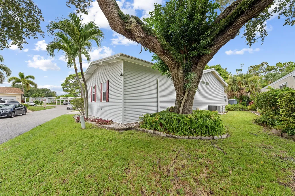 2555 Pga Boulevard Palm Beach Gardens FL 33410